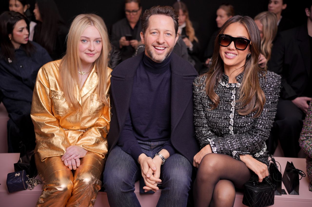 Chanel Autumn/Winter 2025 show naomi campbell, elle fanning, jessica alba