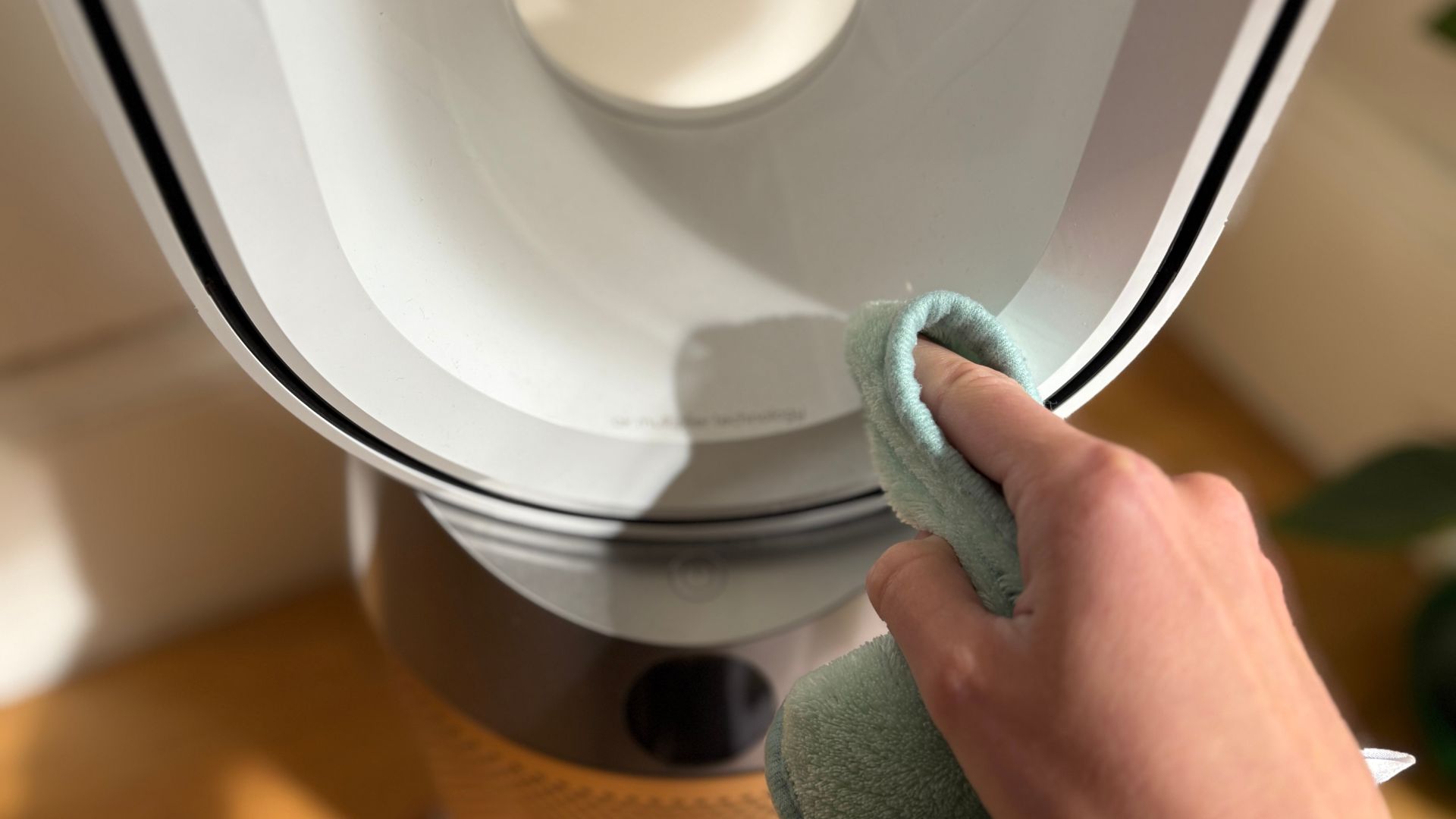 Testing the Dyson Hot + Cool Formaldehyde Fan