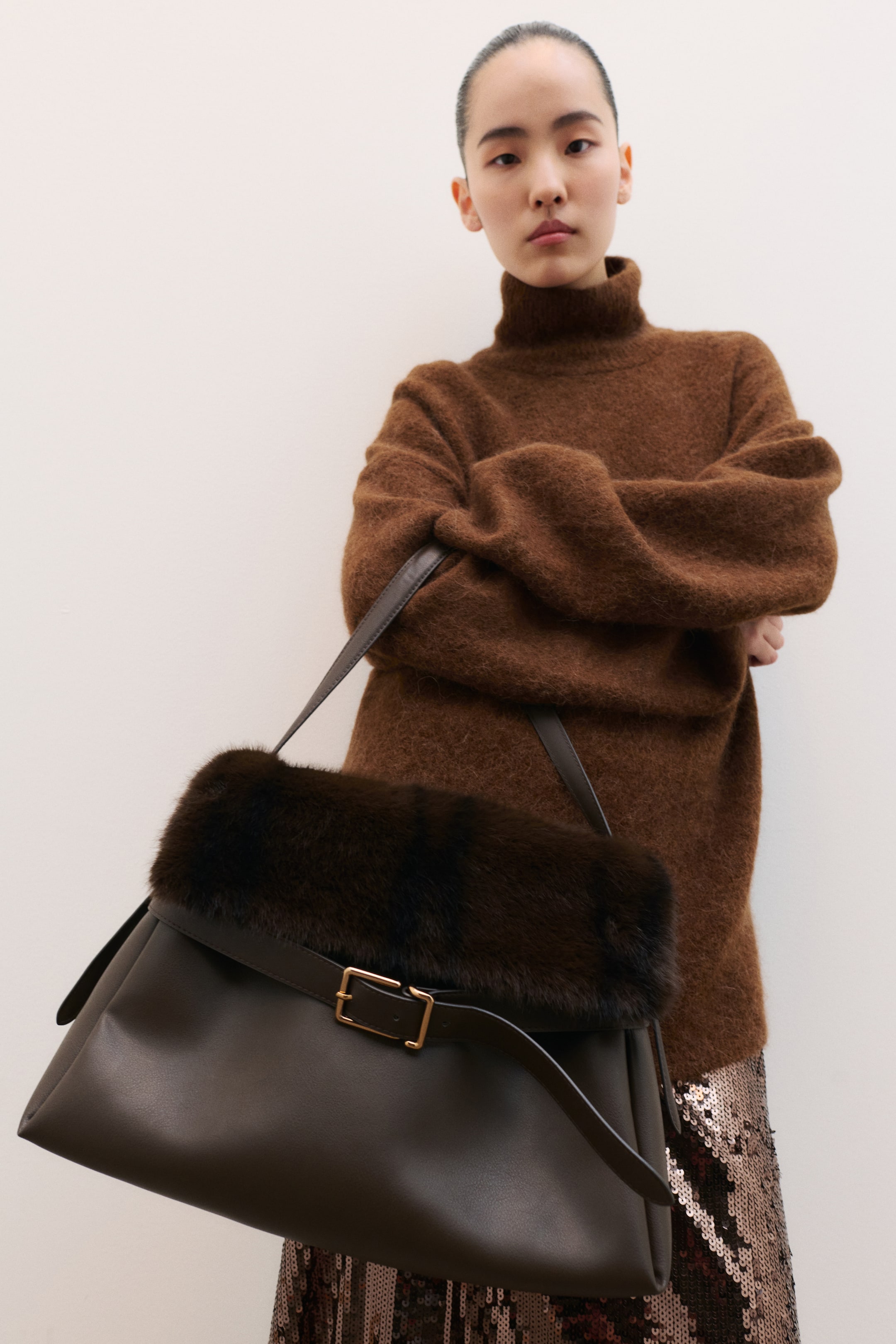 Strap-Detail Handbag - Dark Brown