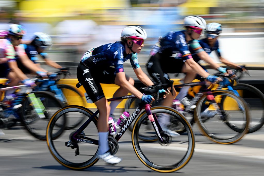 PARIS FRANCE JULY 24 Demi Vollering of Netherlands and Team SD Worx cmduring the 1st Tour de France Femmes 2022 Stage 1 a 817km stage from Paris Tour Eiffel to Paris Champslyses TDFF UCIWWT on July 24 2022 in Paris France Photo by Dario BelingheriGetty Images