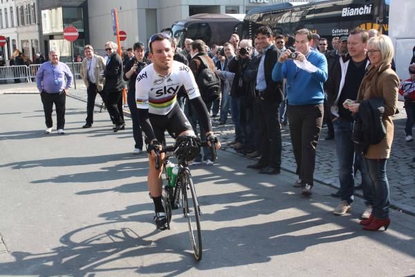 Mark Cavendish (Sky) is looking to put his Milan-San Remo disappointment behind him.