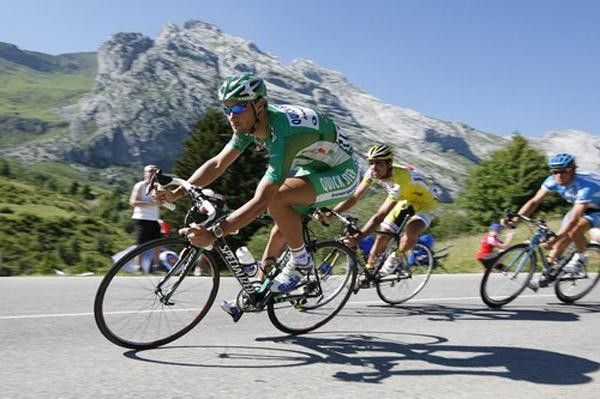 Boonen leads the autobus
