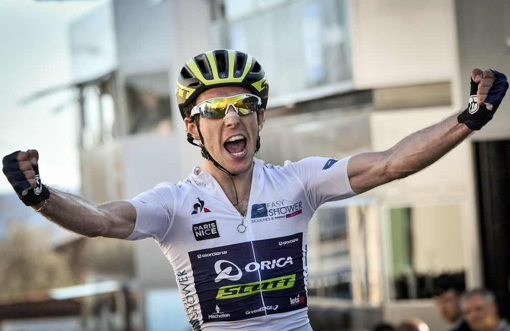 Simon Yates wins stage 6 at Paris-Nice