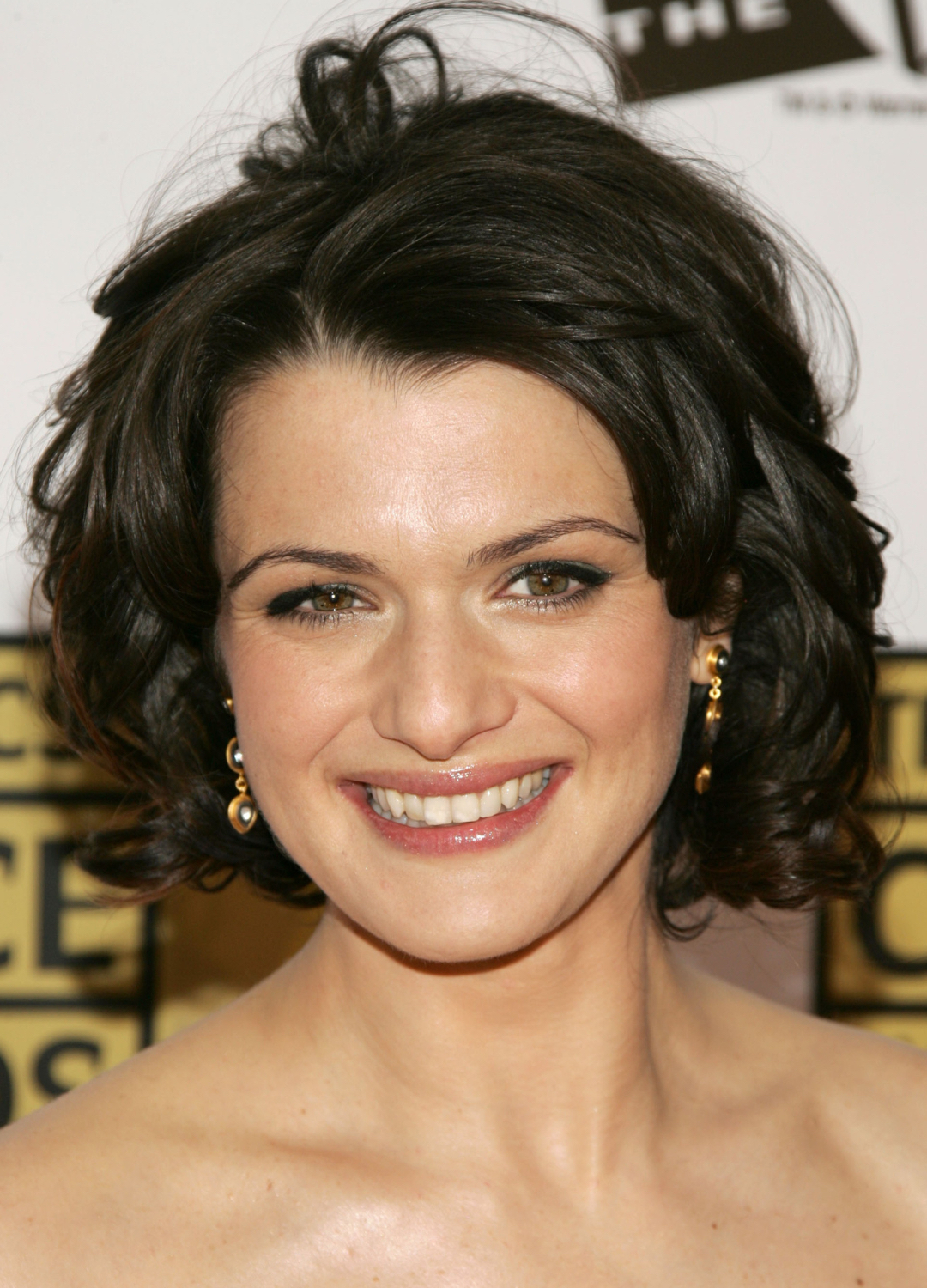 Rachel Weisz arrives at the 11th Annual Critics' Choice Awards held at the Santa Monica Civic Auditorium on January 9, 2006 in Santa Monica, California