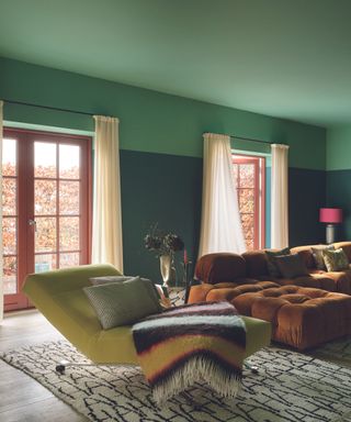 green living room with two tone walls and ceiling