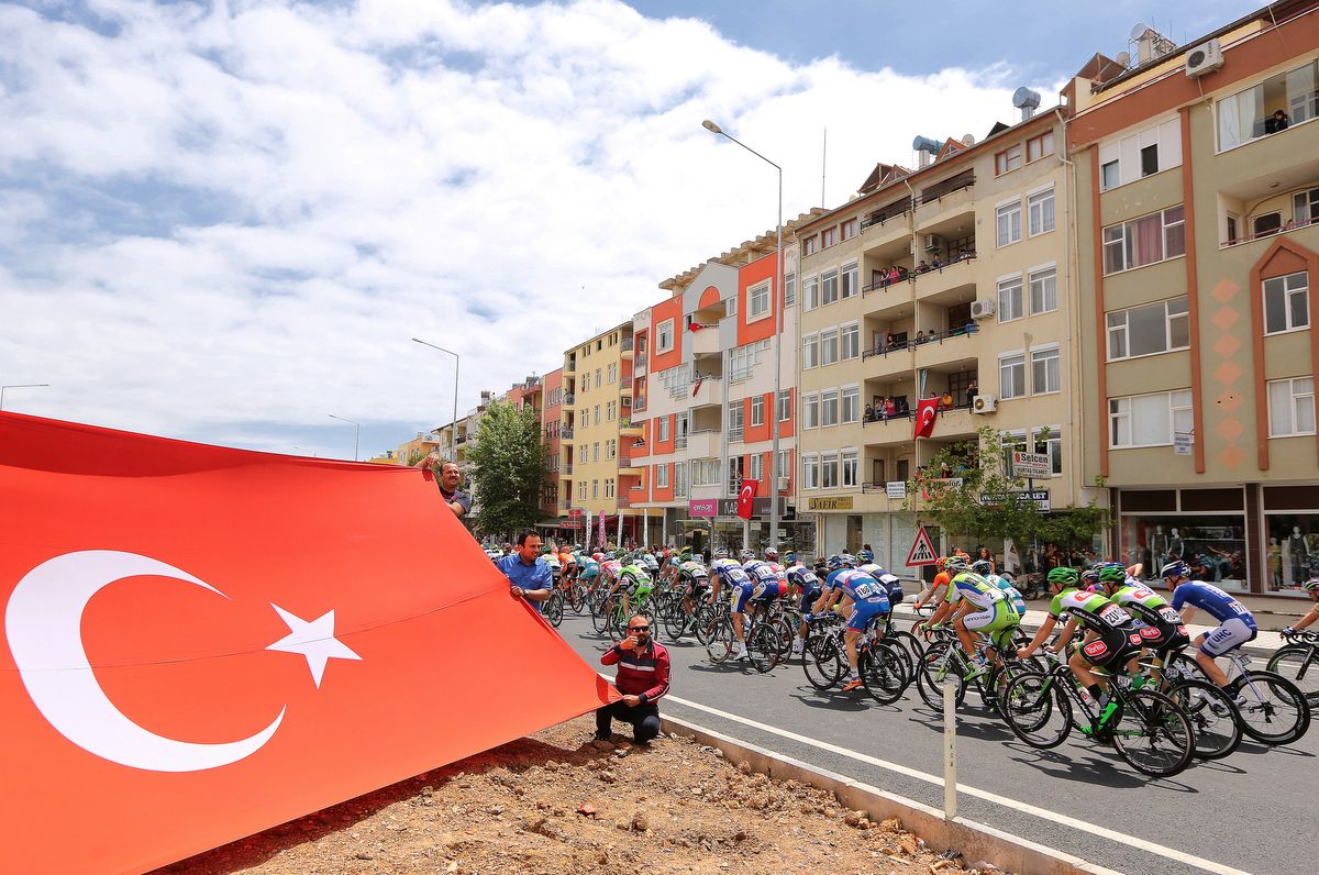 The Turkish flash roadside at the Tour of Turkey