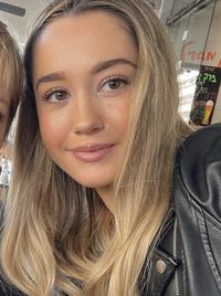 Katie Baxter's avatar