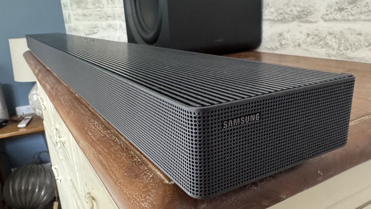 Samsung HW-QS700F on tabletop