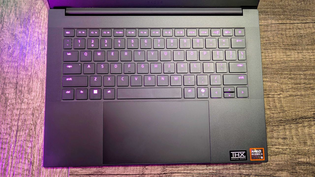 Image of the Razer Blade 14 (2025) gaming laptop.