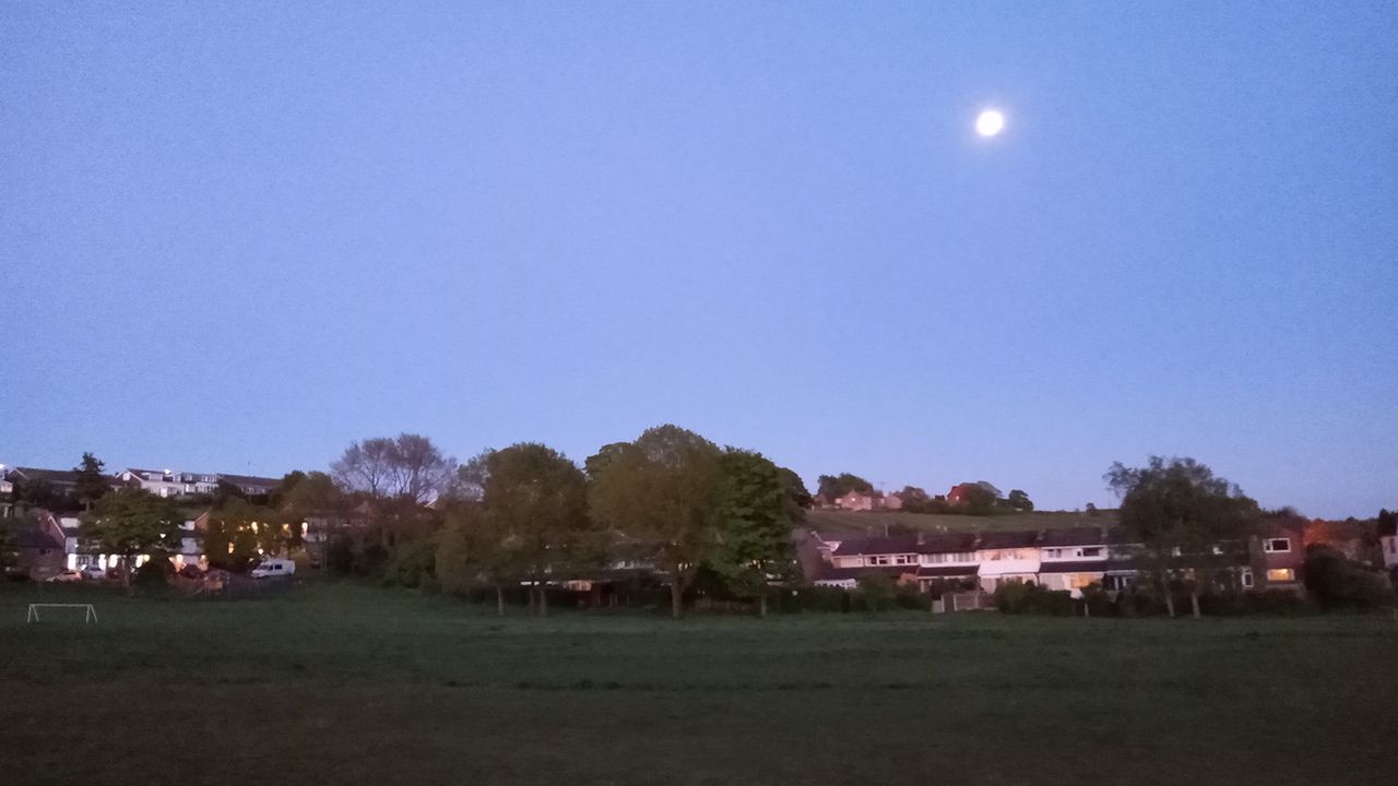 Moto E6s sample