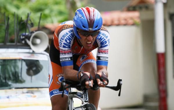 Tomas Gil (Loter&iacute;a del T&aacute;chira) laid down the fastest time in the elite men's race.