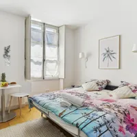 Rue d&rsquo;Anjou ApartmentDistance:Tripadvisor rating: