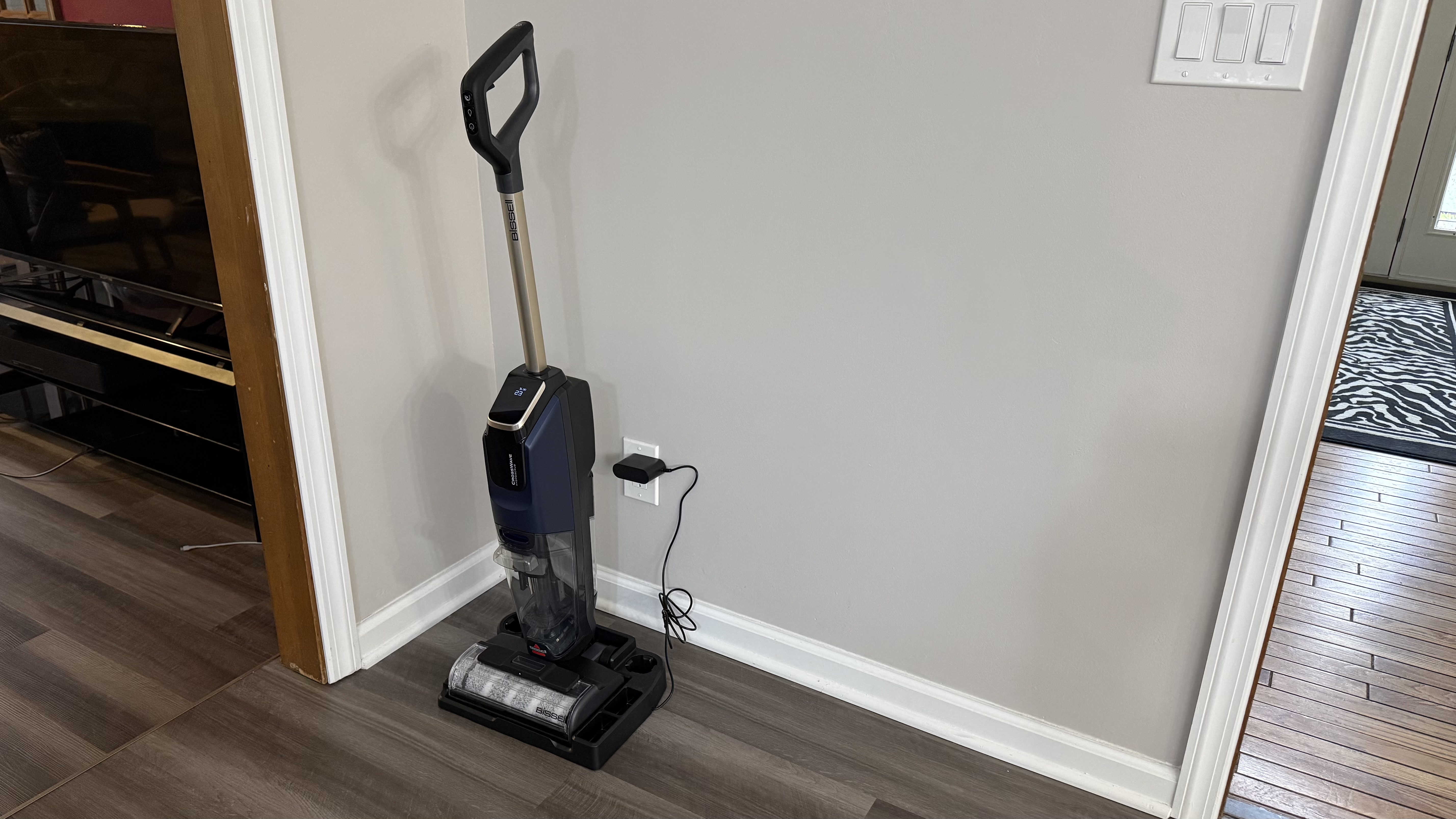 Bissell CrossWave HydroScrub All-in-One-Multi-Surface Cleaner charging