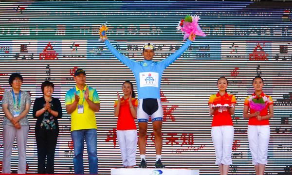 Asian jersey for Hossein Nateghi of Tabriz Petrochemical