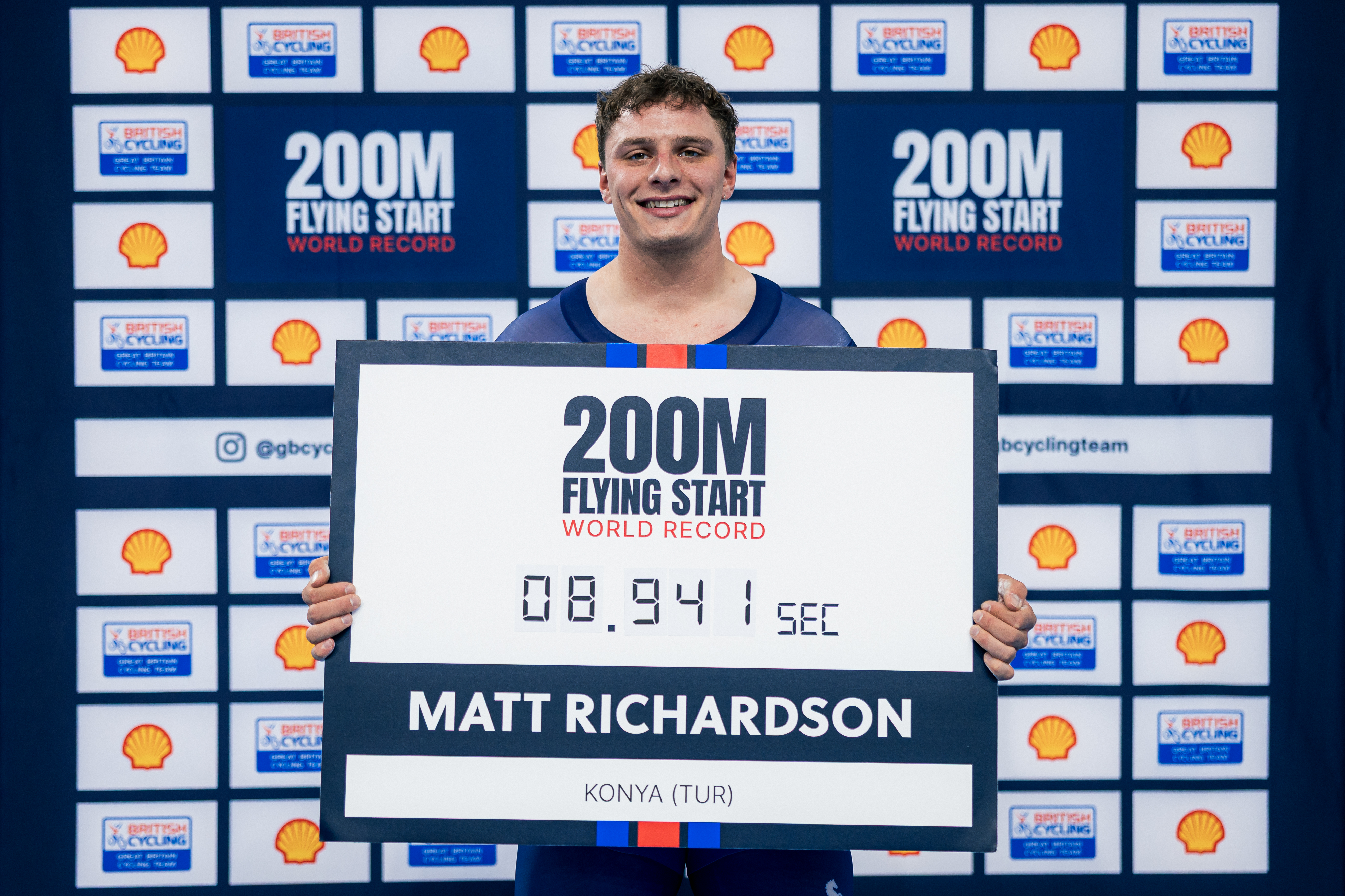 Matthew Richardson of Great Britain celebrates after setting a world record breaking time of 8.941s in the UCI Men Elite 200m Flying Lap Record Attempt