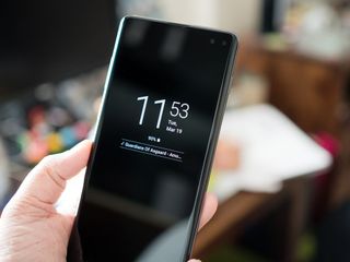 How to adjust the Always On Display on the Galaxy S10