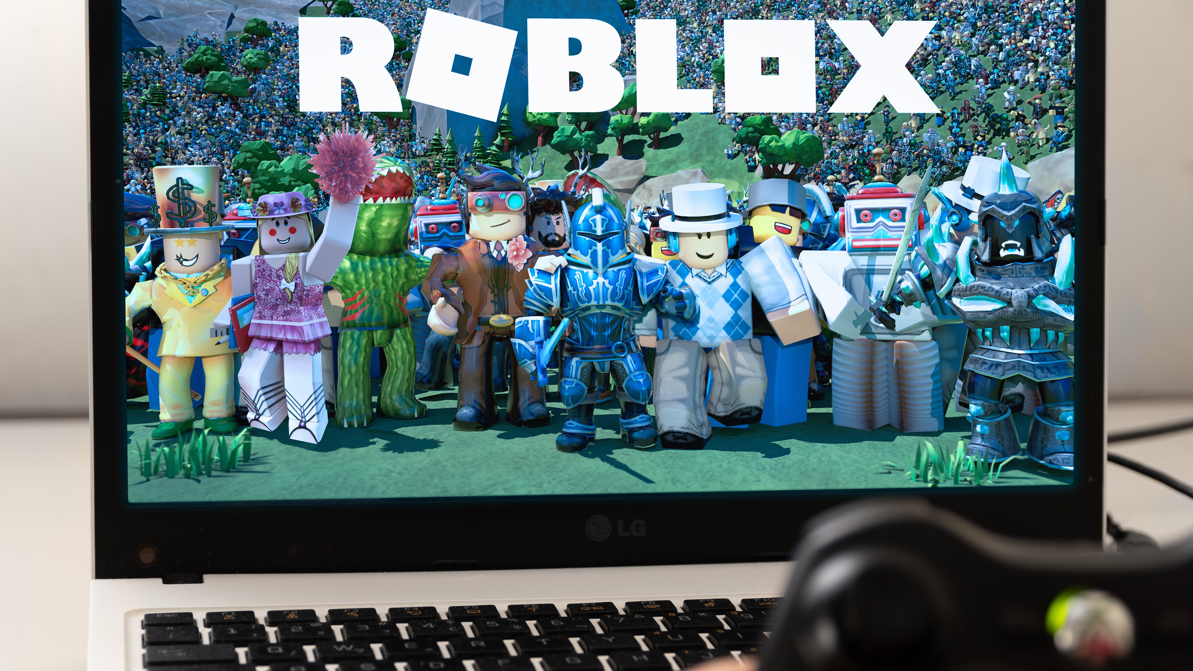 Destroying Windows 10 in Roblox 