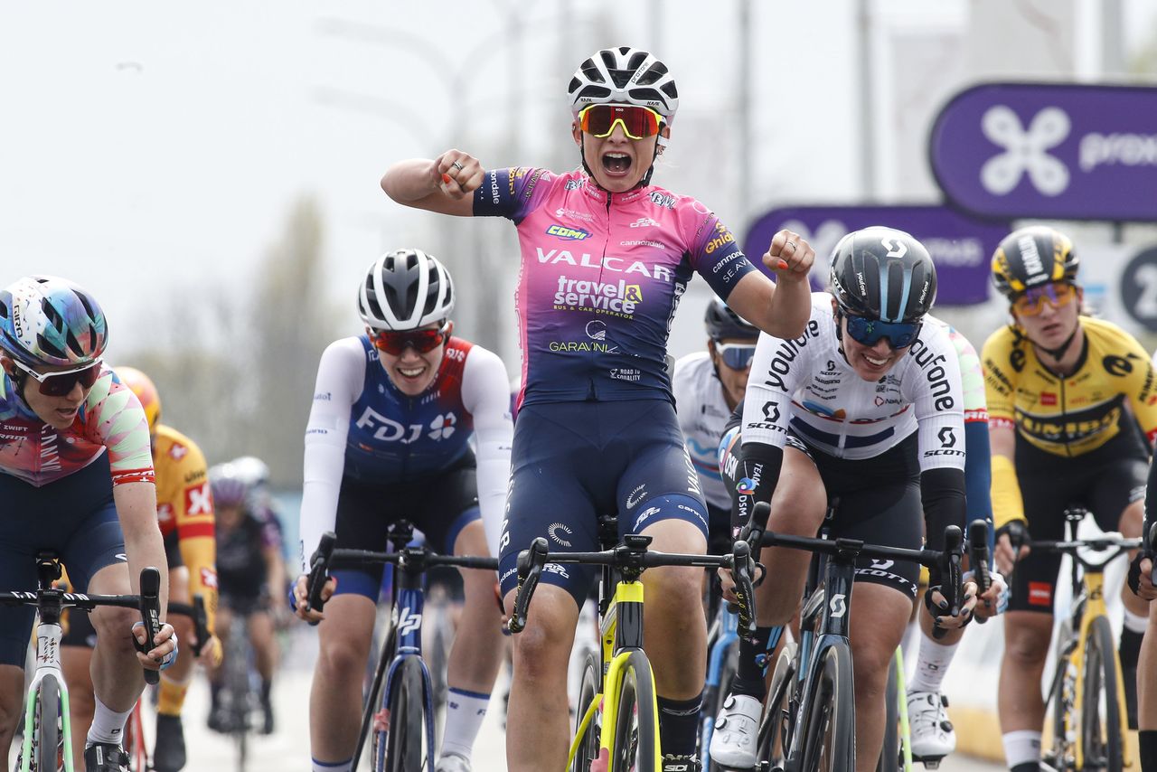 Dwars door Vlaanderen Women 2022 - 5th Edition - Consonni Chiara (ITA - Valcar Travel Service) Waregem - Waregem 120 km - 30/03/2022 - - photo Rafa Gomez/SprintCyclingAgency&Acirc;&copy;2022