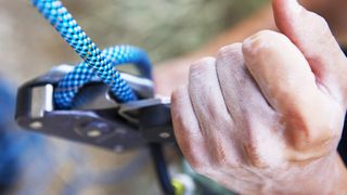 what is trad climbing: belay device