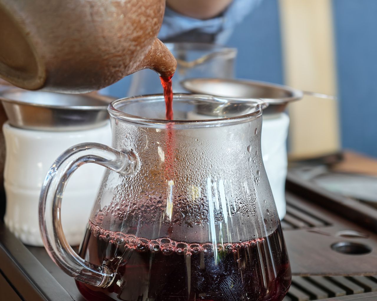 A 2x zoom shot of tea taken from the Honor Magic 8 Pro