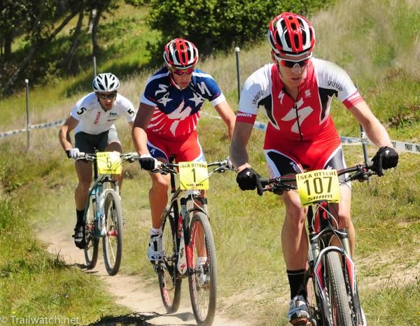 Max Plaxton (Specialized) leads US National Champion Todd Wells (Specialized) and Sid Taberlay (H2O Overdrive)
