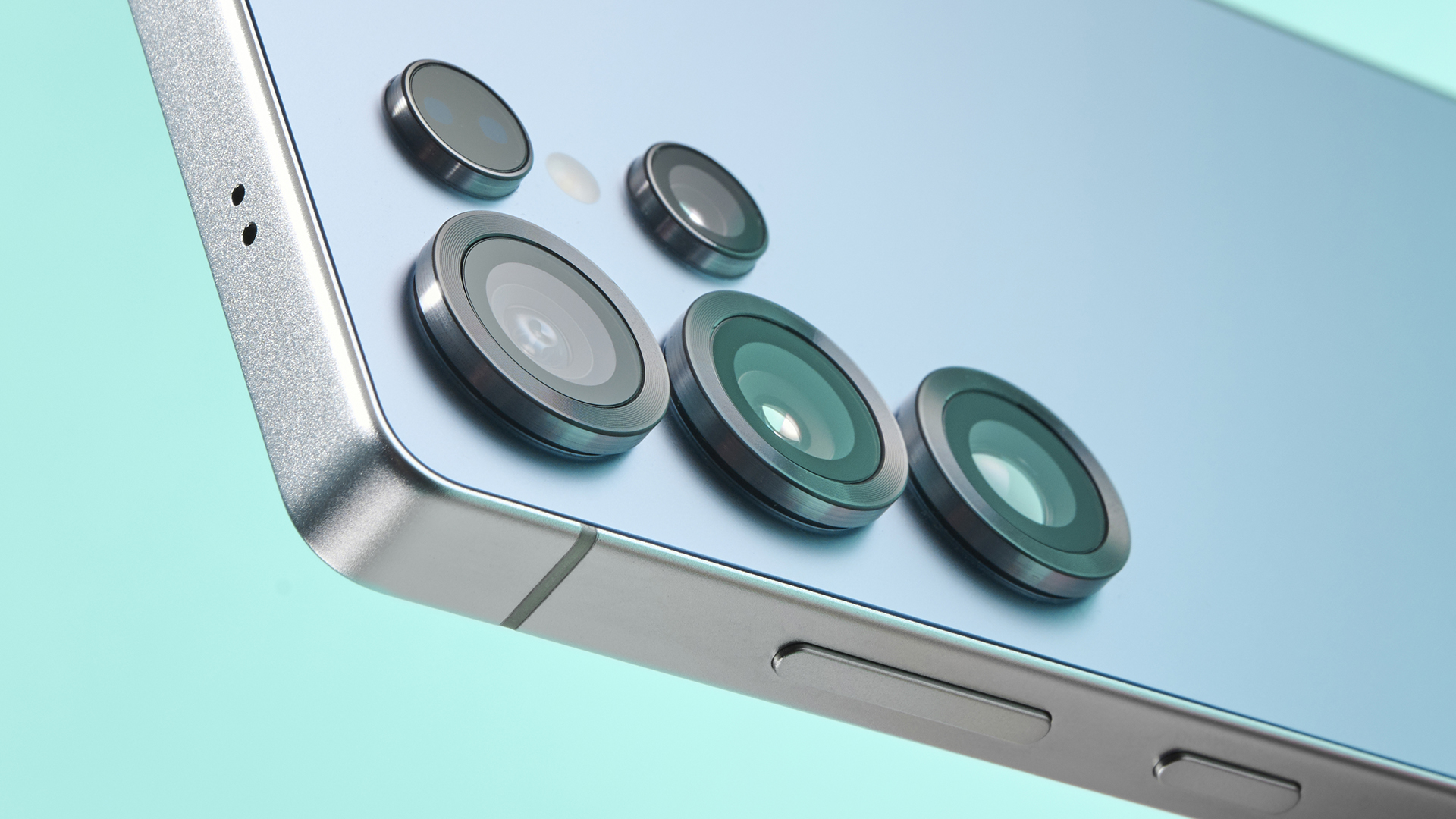 Samsung Galaxy S25 Ultra on teal background