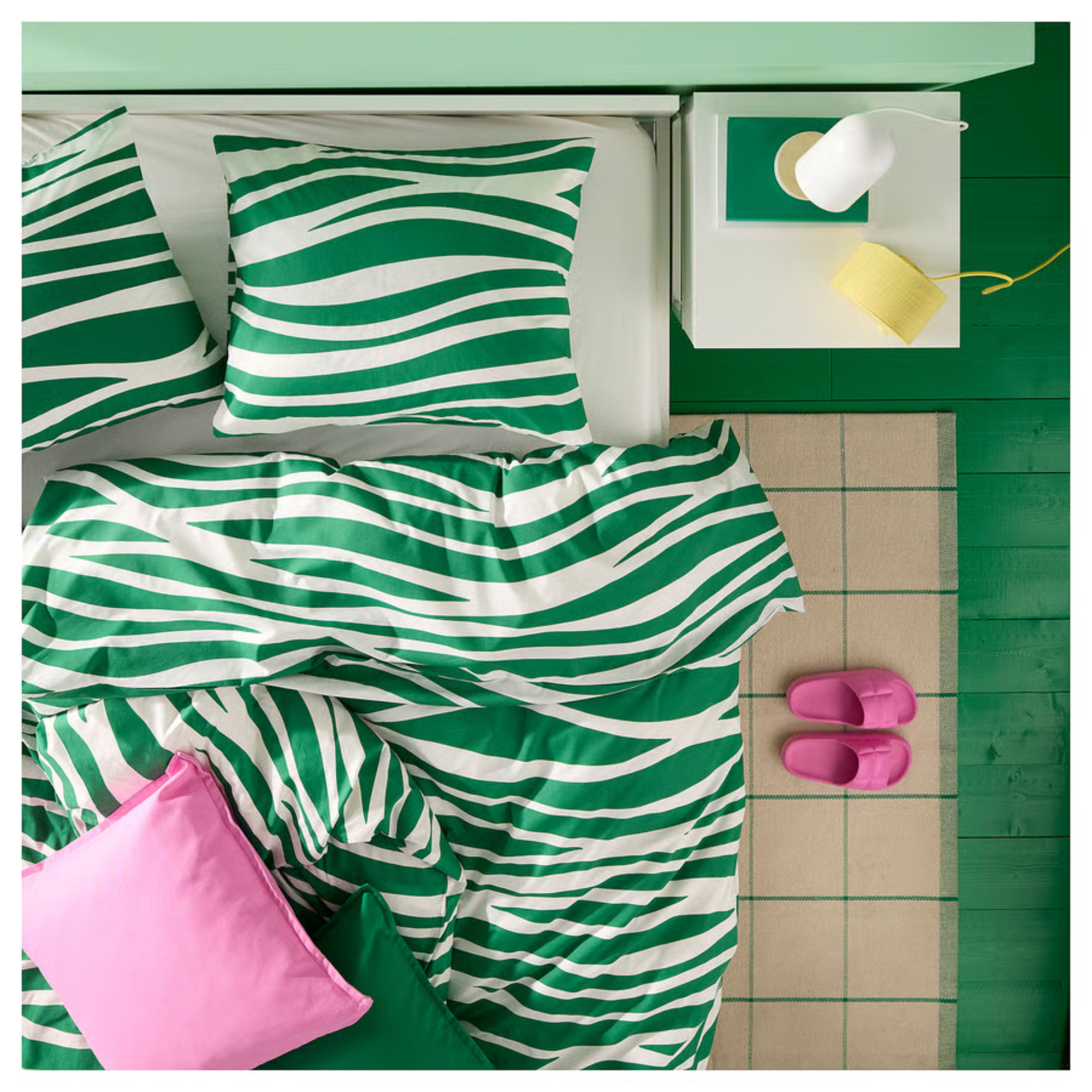 PORTLAKMÅLLADuvet cover and 2 pillowcases, green/white