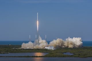 See photos of SpaceX's amazing Falcon 9 rocket landing at sea and Dragon cargo ship launch.