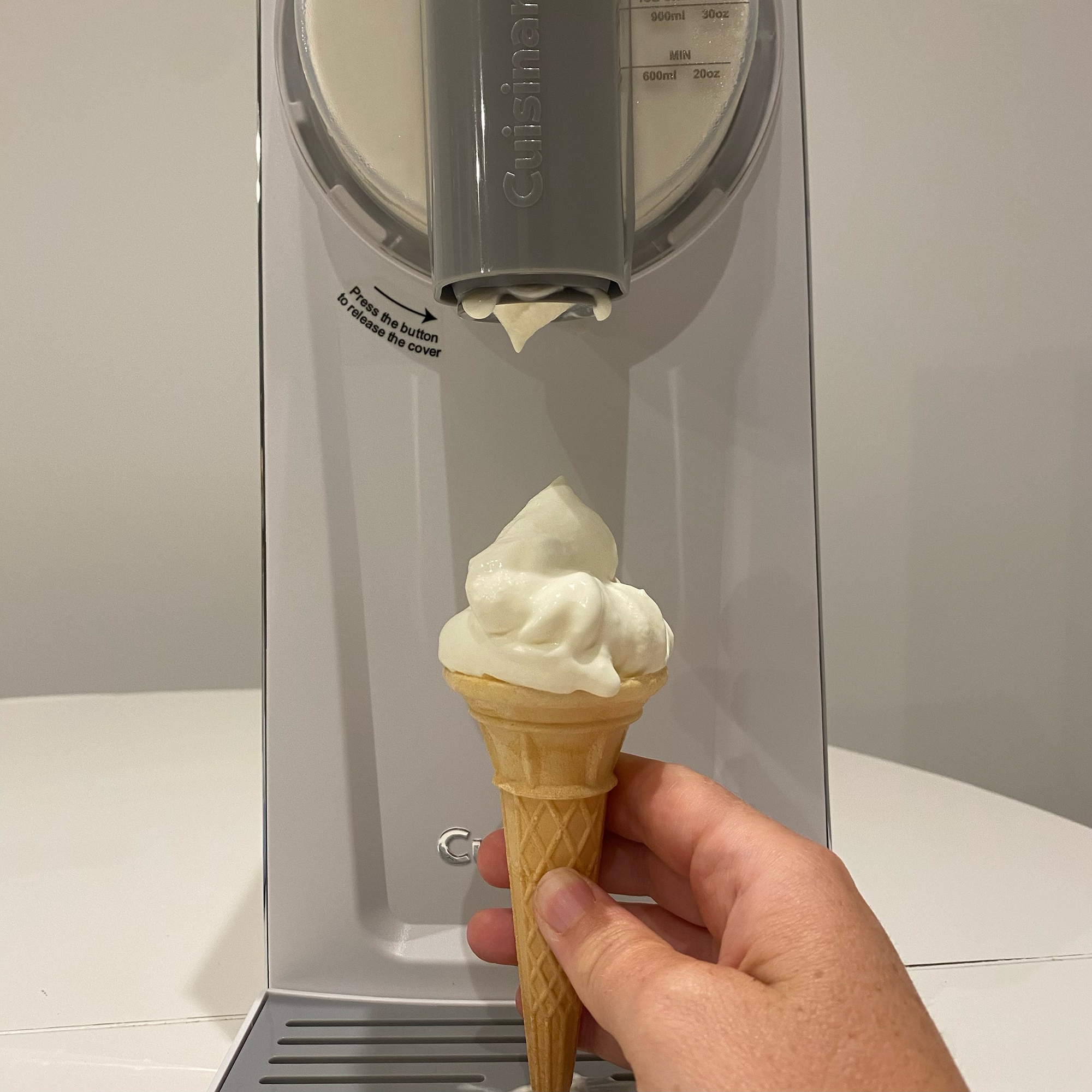Testing the Cuisinart SoftServe machine FrostFusion at home