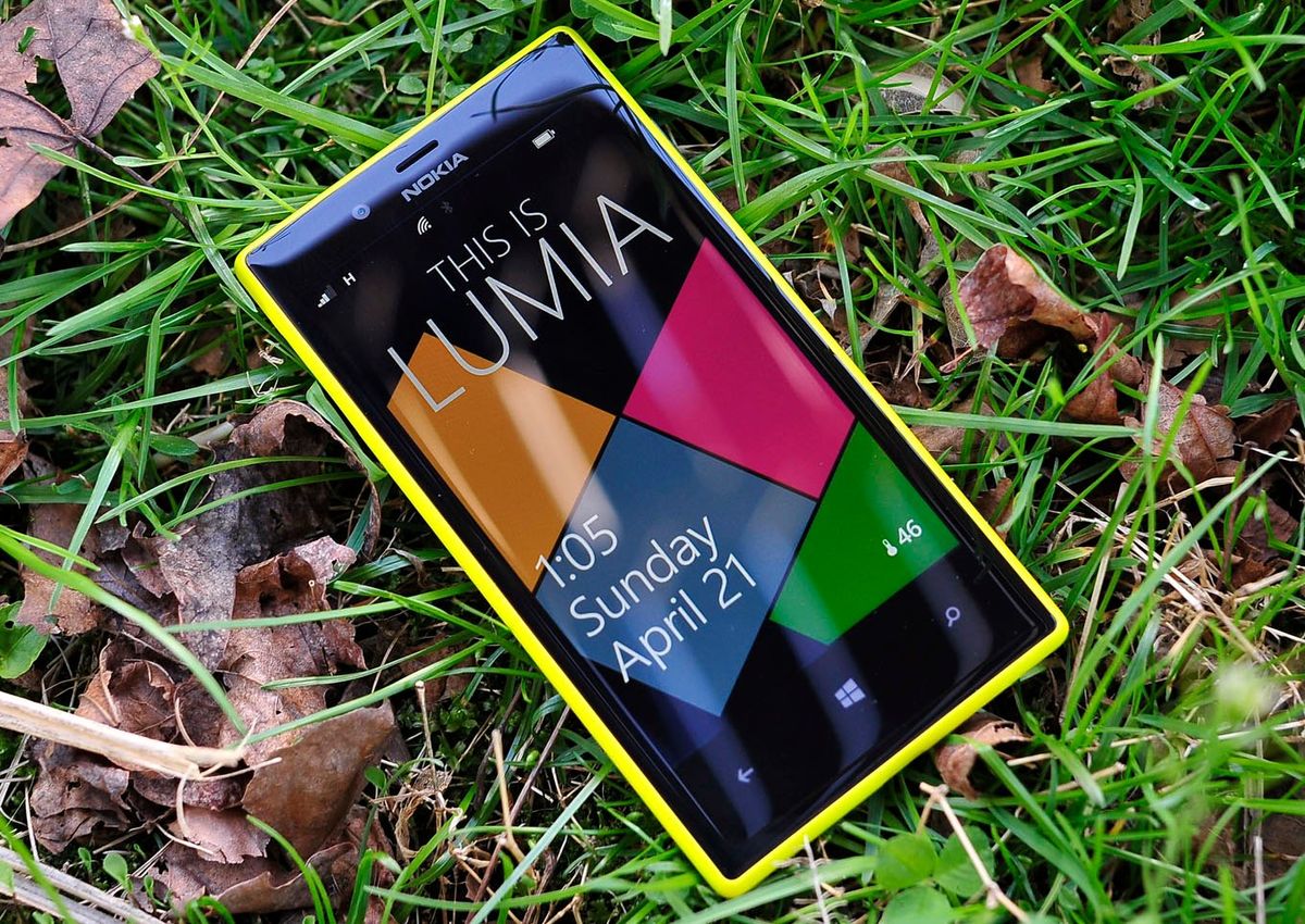 21 16 15 телефон. Нокия 1530. Нокиа экран блокировки. Lumia 920 экран блокировки. Экран Nokia Lumia 61.