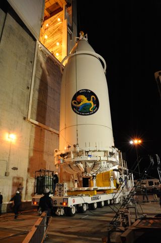 NROL-39 Payload Heads to Atlas V Booster