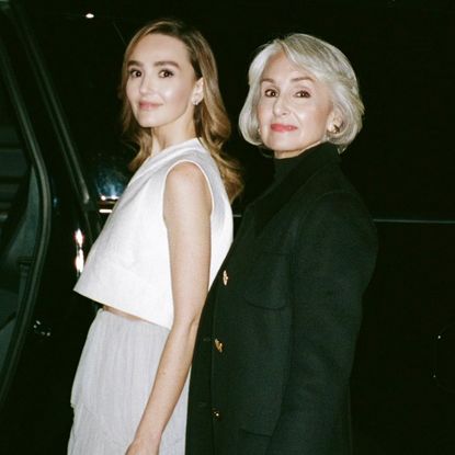 Chloe Fineman and her mom leaving the hotel for the Tory Burch show