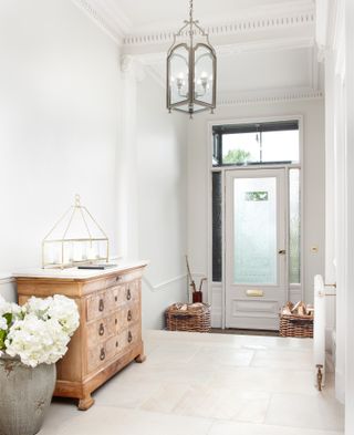 Simple best sale hallway lighting