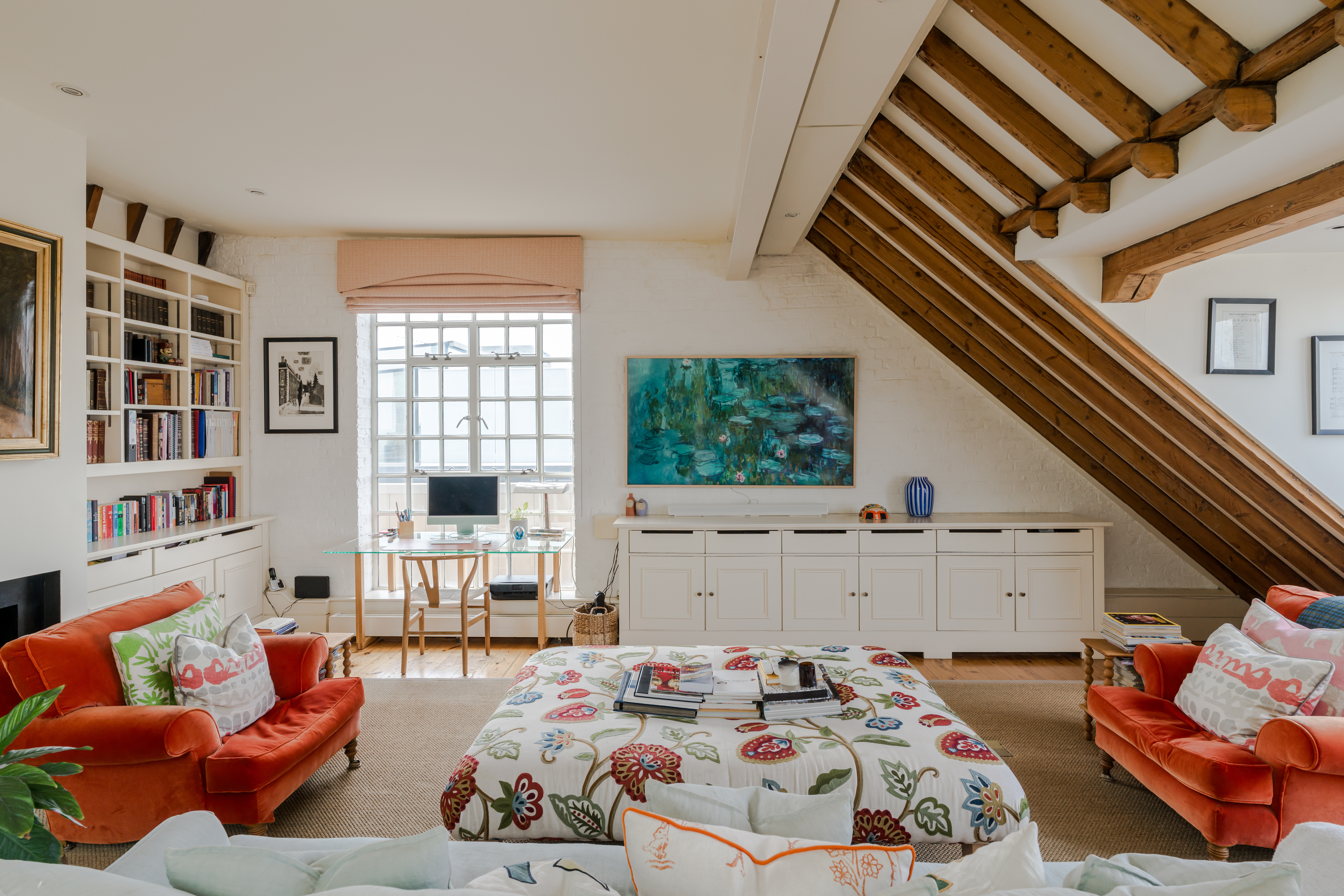 Three bedroom penthouse in Fulham, London