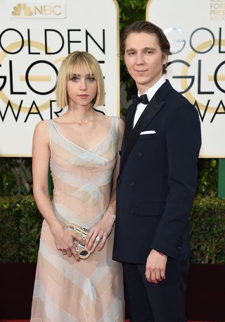 Zoe Kazan and Paul Dano at the Golden Globes 2016