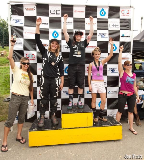 Elite women's podium in Seven Springs