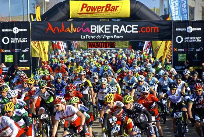 Racers head out for the start of stage 4