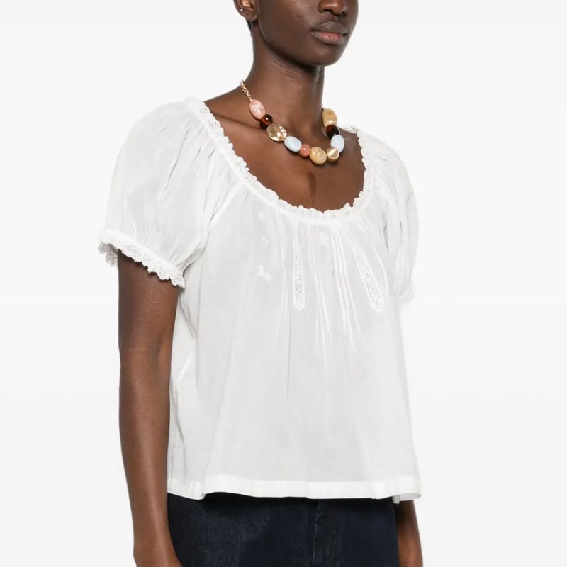 Doen Frederica blouse on model