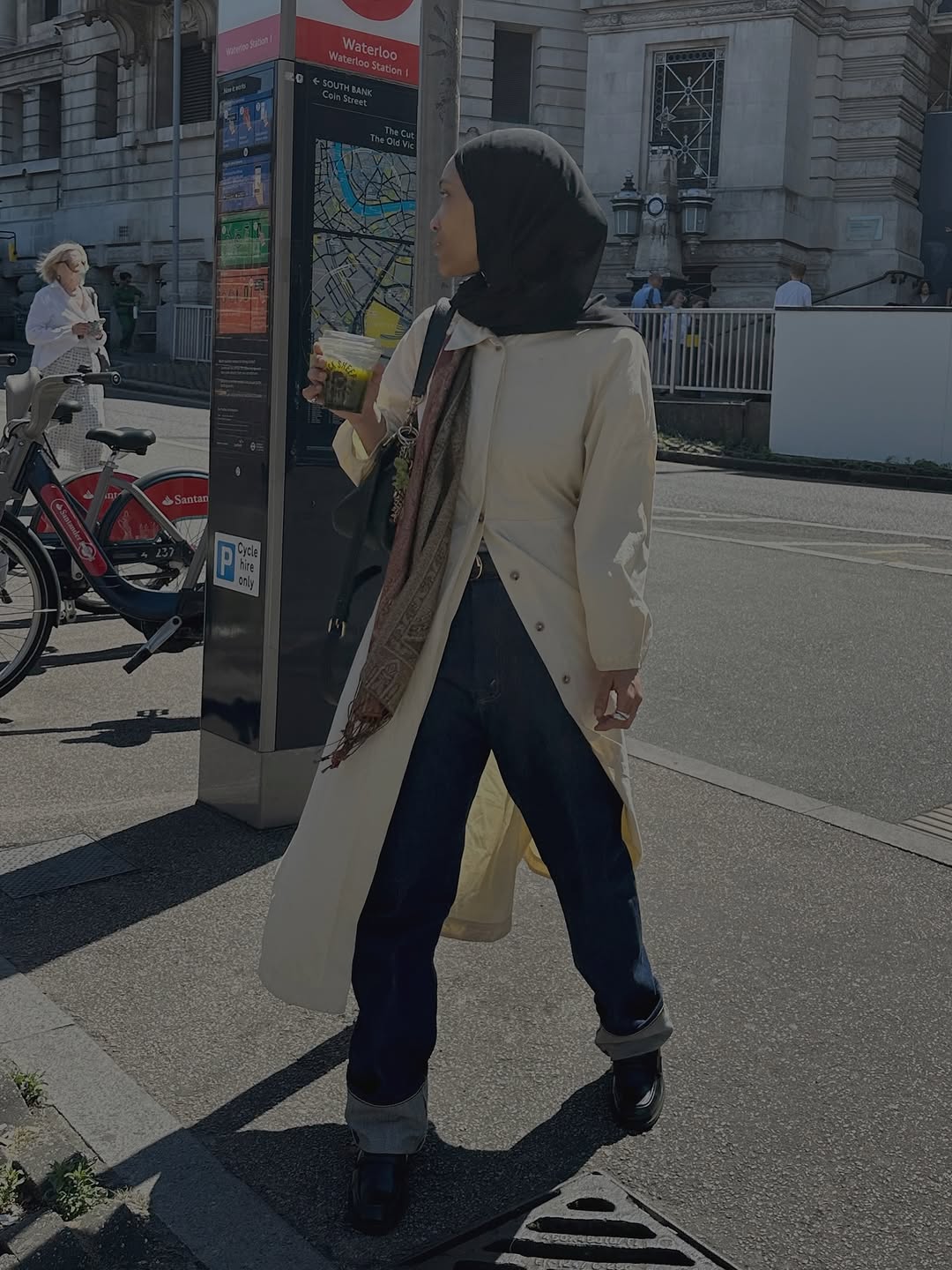 Woman wearing loafers with jeans outfit 2025.