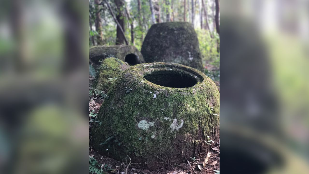Some of the stone jars are thought to be more than 3000 years old, but most of the burials found in the ground around them seem to be up to 2,000 years younger.