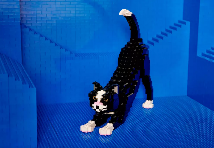 theres-a-whole-house-made-out-of-lego-on-airbnb-and-you-could-stay-there-for-free-4-1556669510-r2rF-column-width-inline