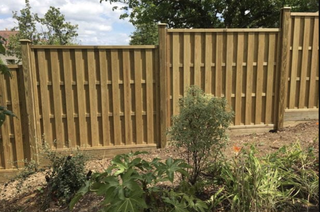 Vertical hit and miss panels from Jacksons Fencing