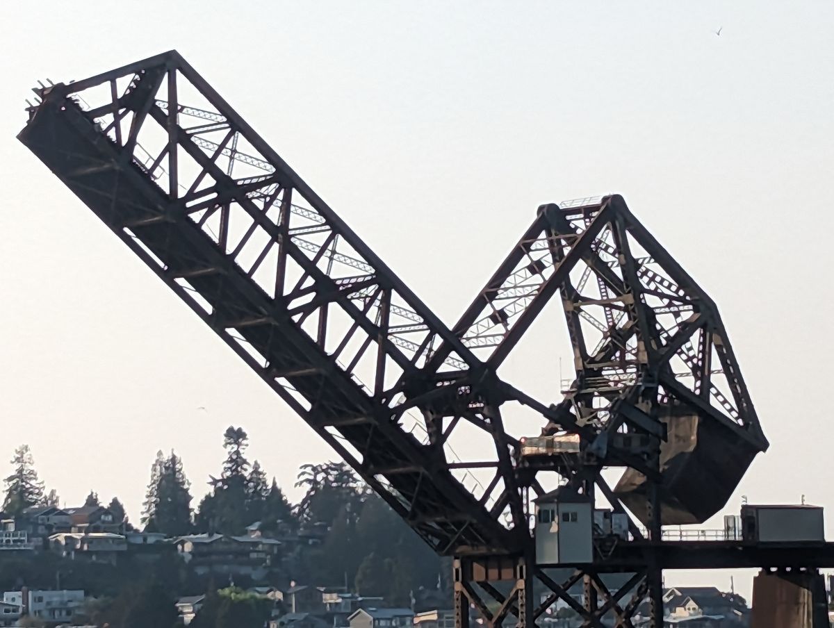 Pixel 7 8x Super Res Zoom of a bridge