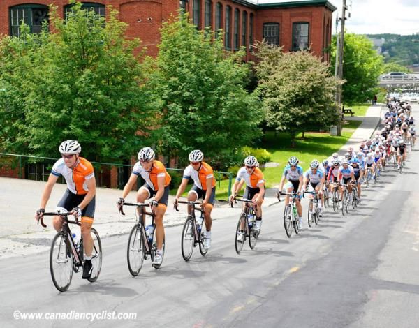 RealCyclist.com works to limit the gap