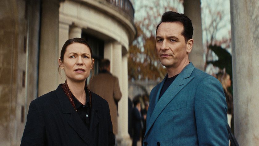 Claire Danes as Aggie Wiggs and Matthew Rhys as Nile Jarvis in The Beast in Me.