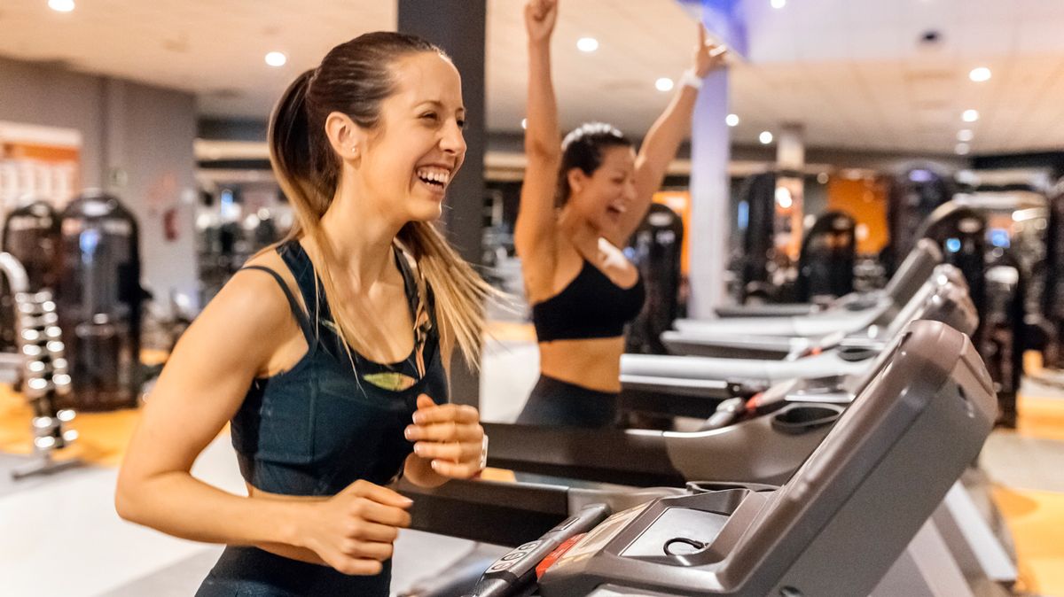 Use This Treadmill Workout Plan To Make The Most Of Your Time In The ...