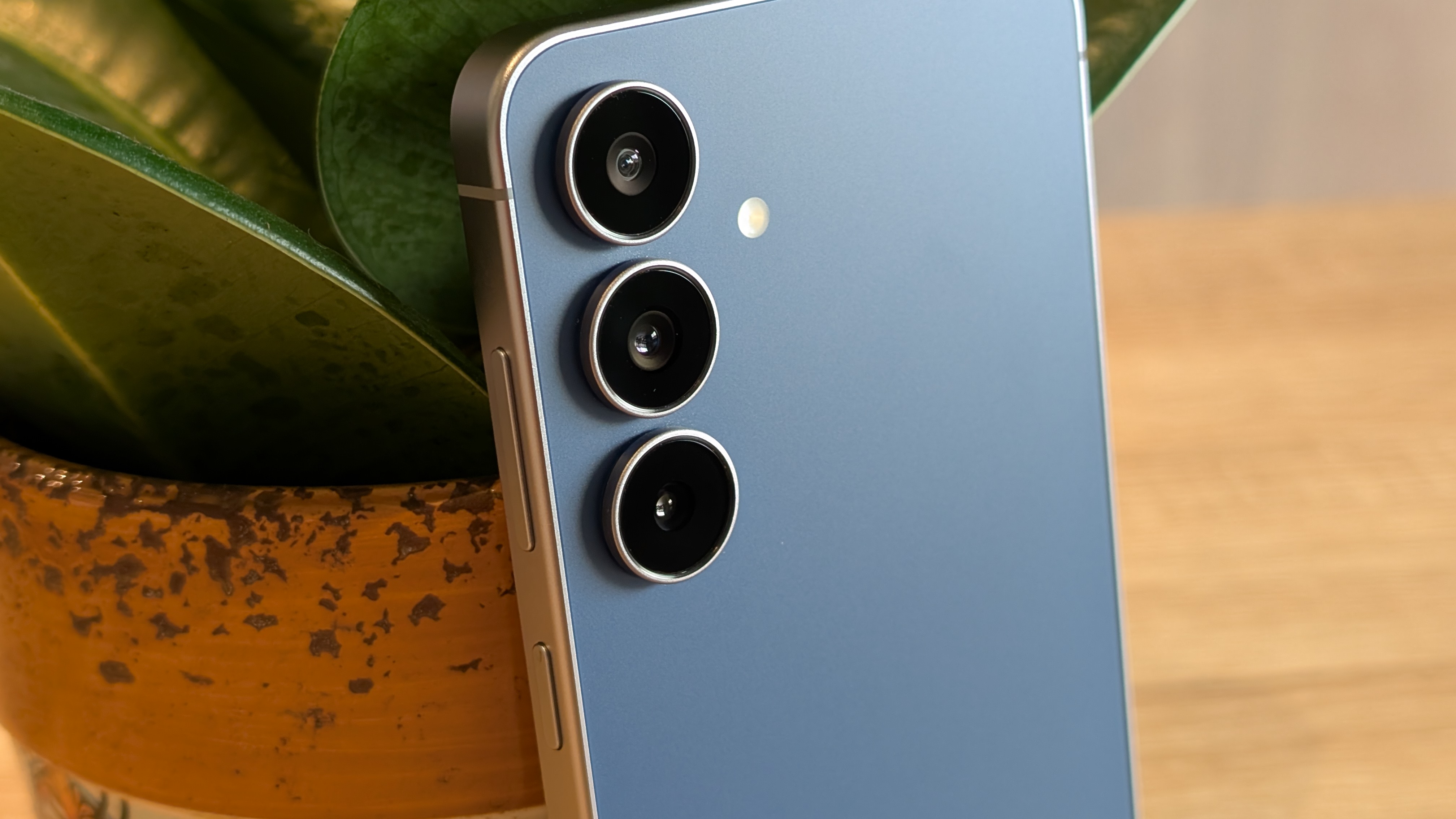 Samsung Galaxy S25 FE