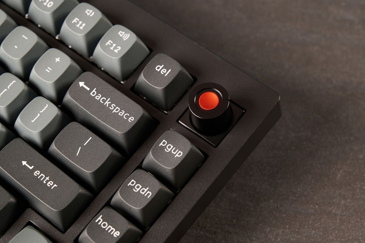 A Keychron V1 8K wired mechanical keyboard