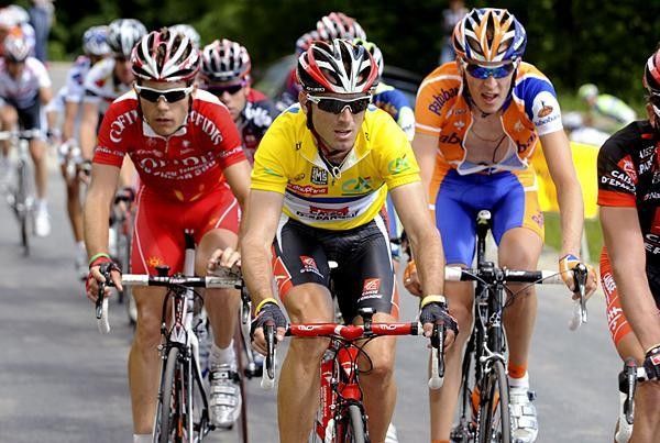 Valverde used up all his team-mates to help him keep the yellow jersey.