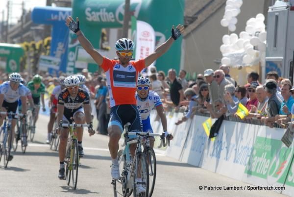 Daniele Bennati (Leopard Trek) wins the final stage of Circuit Cycliste Sarthe